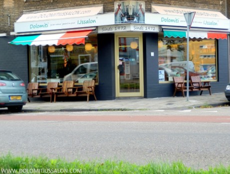 Voorkant van de winkel Voorkant van de winkel